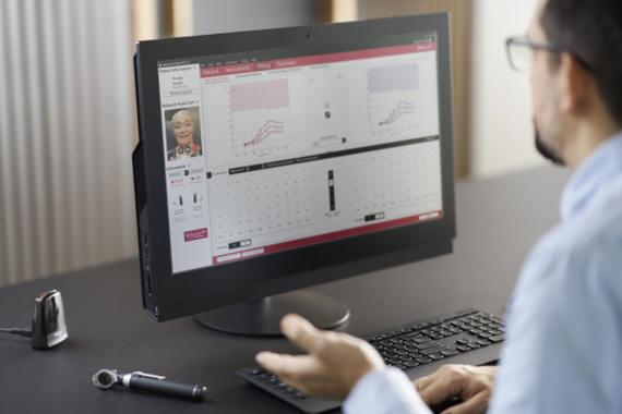 ReSound Assist Live Assistance in the office